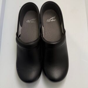 Dansko women’s clogs